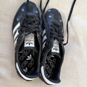 Women's Sambas